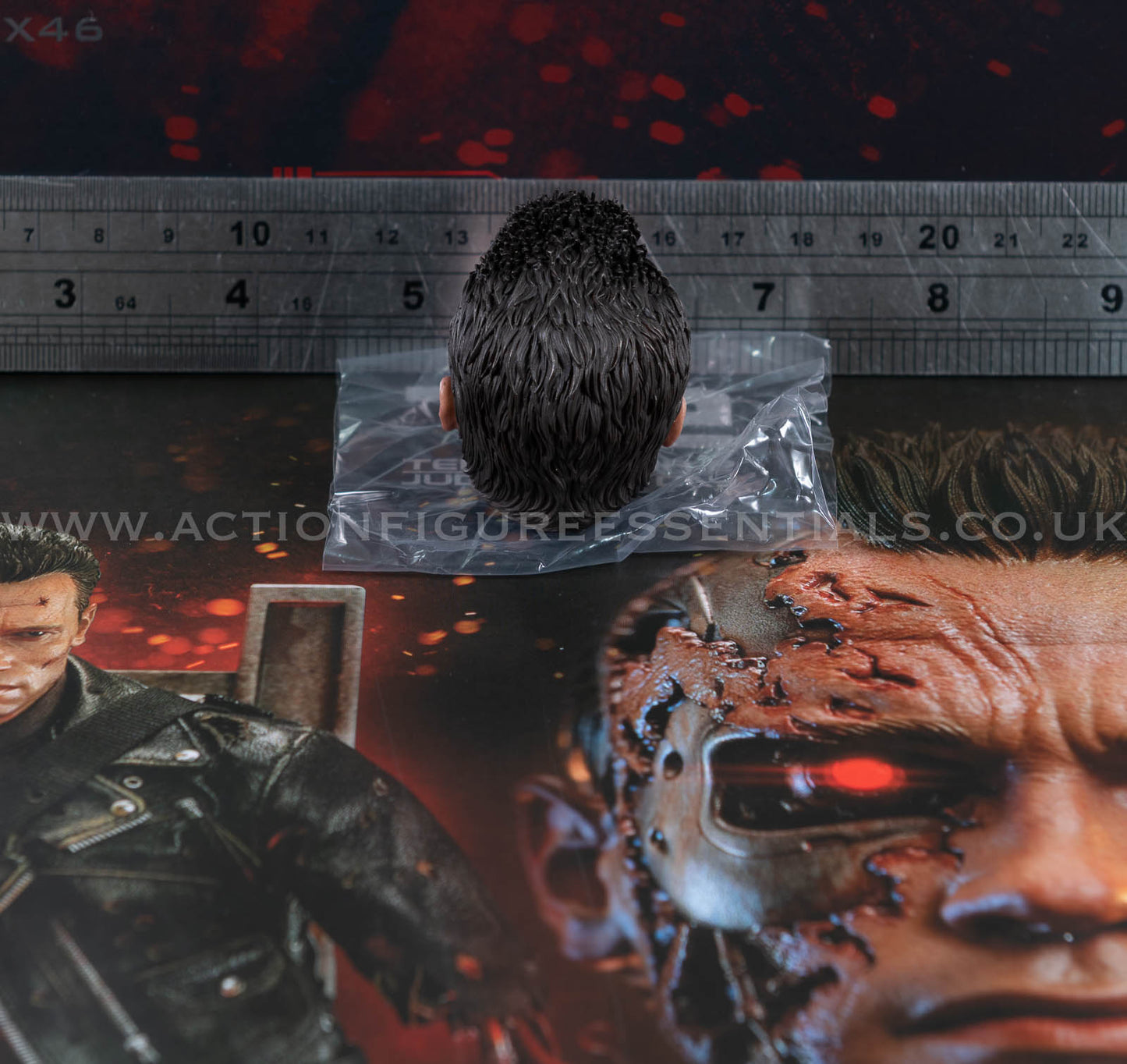 Hot Toys T-800 Battle Damaged Head Sculpt PERS Rolling Eyes 1/6 Scale DX46 Terminator 2 Judgment Day Part