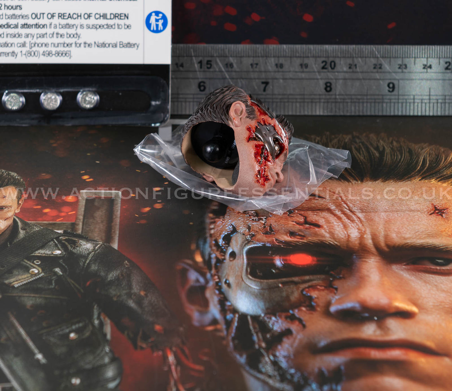 Hot Toys T-800 Battle Damaged 2.0 Head Sculpt PERS LED Eye 1/6 Scale DX46 Terminator 2 Part