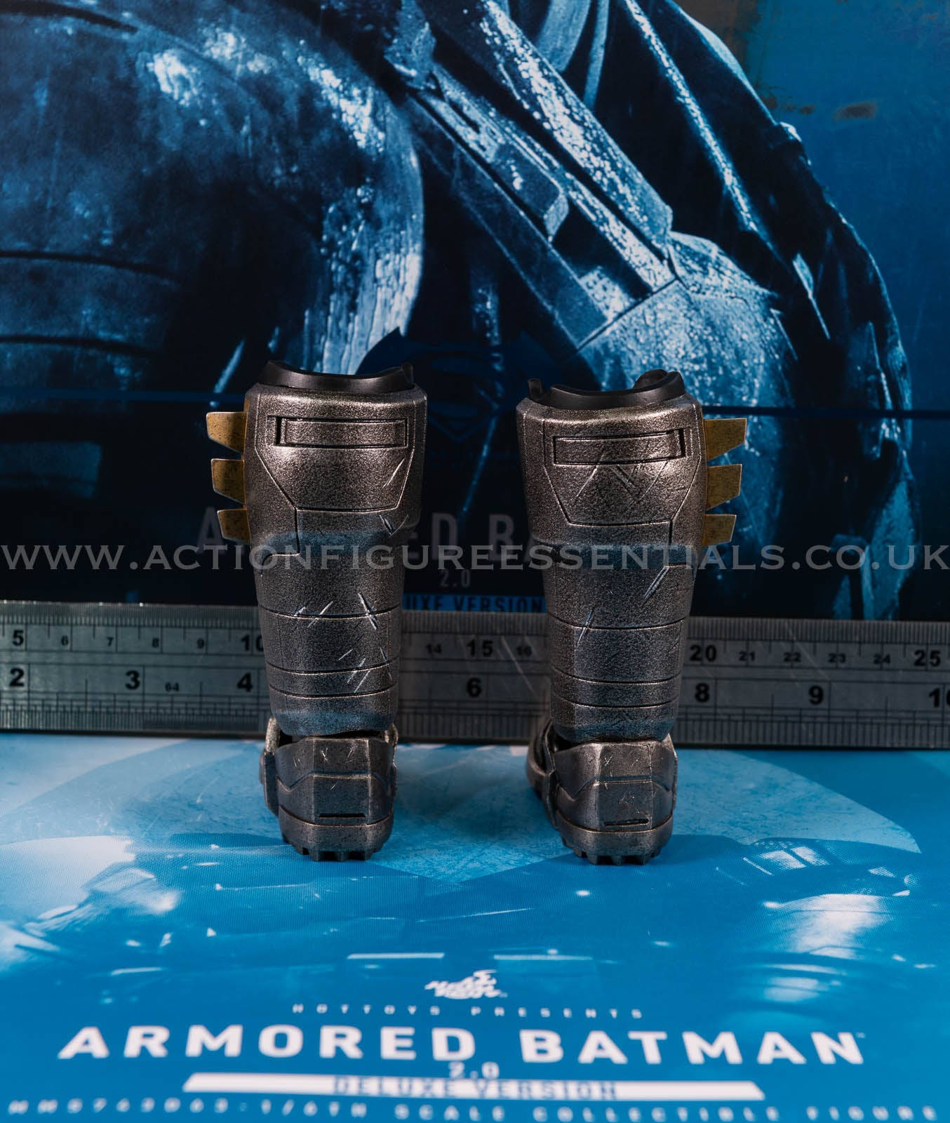 Hot Toys Armored Batman 2.0 Boots & Foot Pegs 1/6 Scale Die Cast Parts MMS743 Batman v Superman