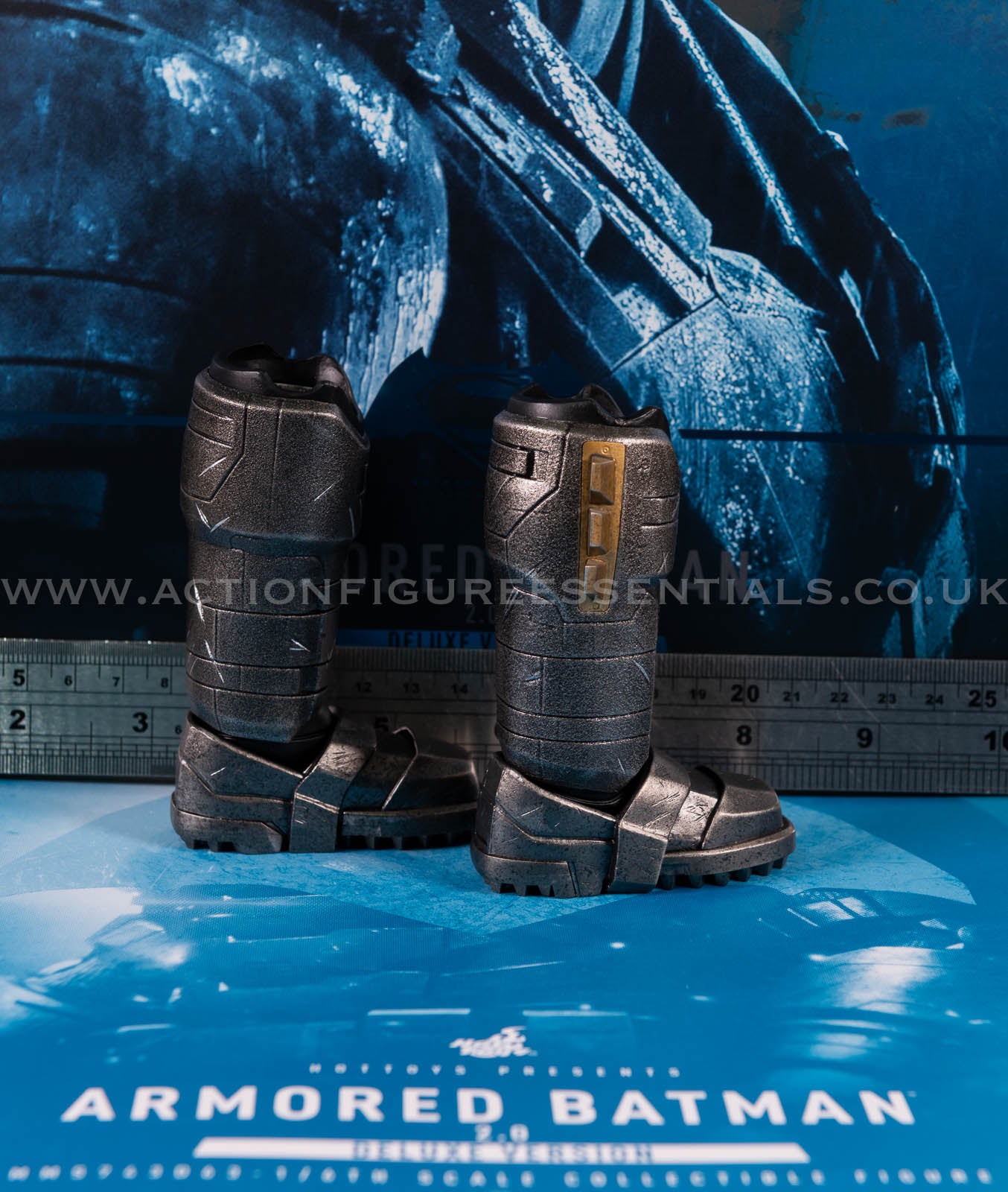 Hot Toys Armored Batman 2.0 Boots & Foot Pegs 1/6 Scale Die Cast Parts MMS743 Batman v Superman