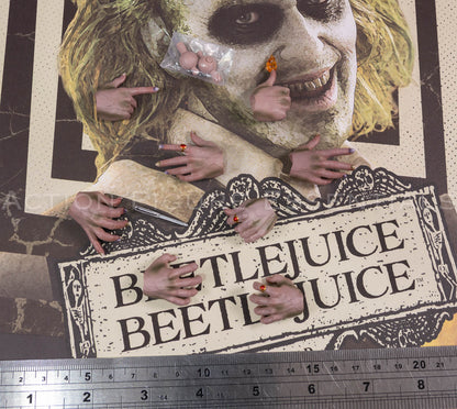 Hot Toys MMS767 Beetlejuice Hand Set with Nail File – 1/6 Scale