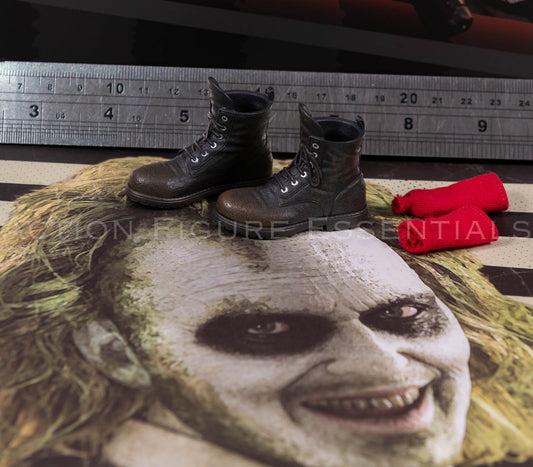 Hot Toys Beetlejuice MMS767 Weathered Boots & Red Socks Genuine 1/6 Scale