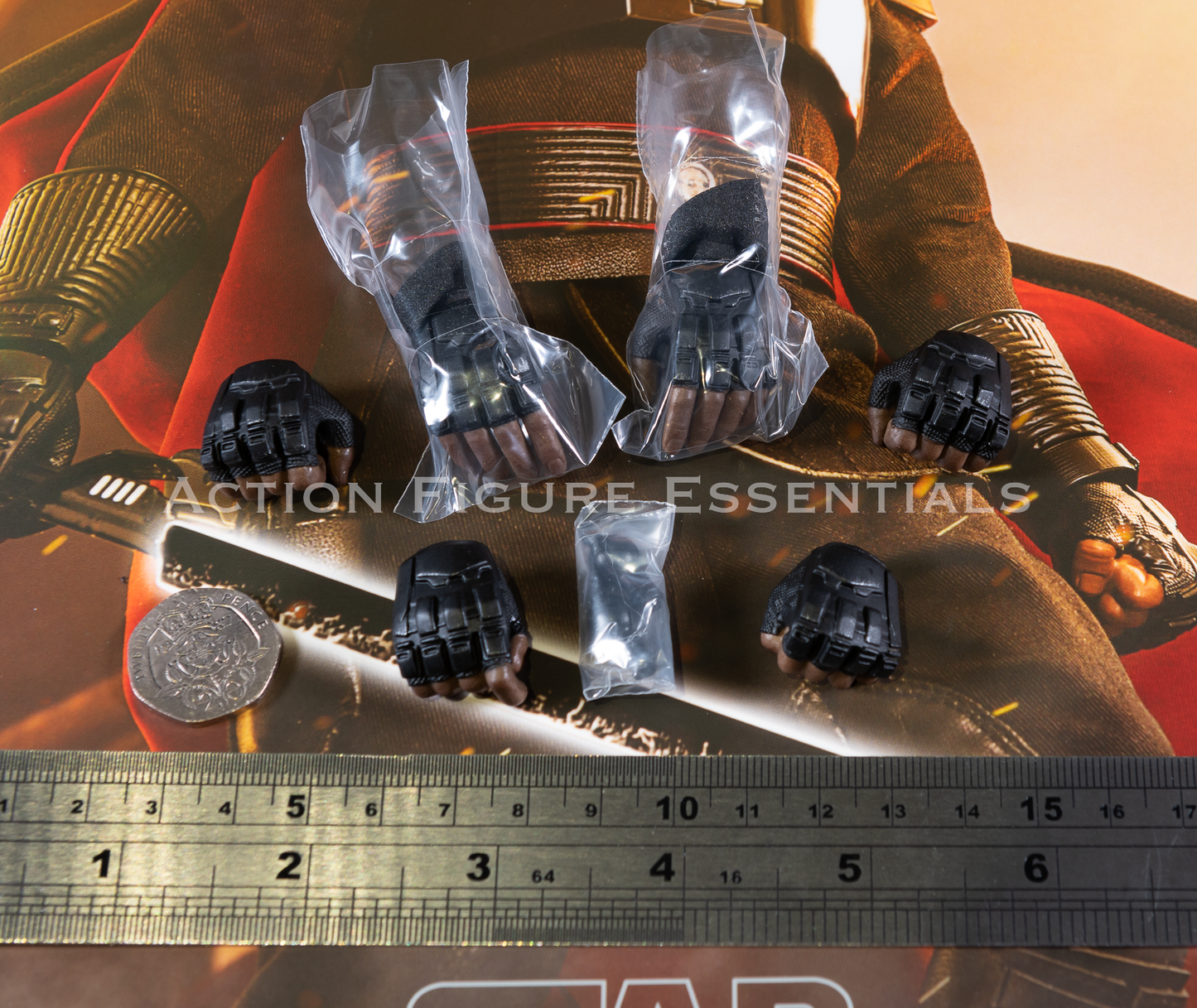 Hot Toys Star Wars Moff Gideon Gloved Hands Peg Set Black 1/6 TMS029 Mandalorian