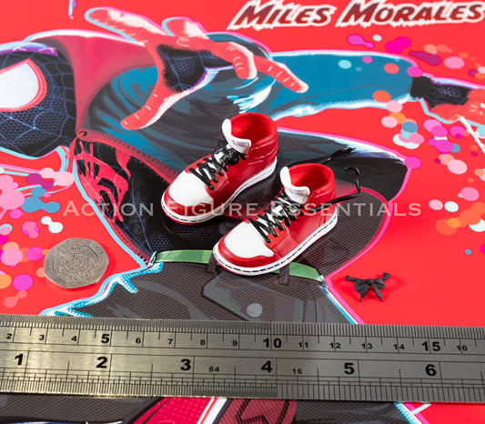 Hot Toys Miles Morales Hi Top Trainers Sneakers + Laces Into The Spider-Verse MMS567 1/6 Figure Part