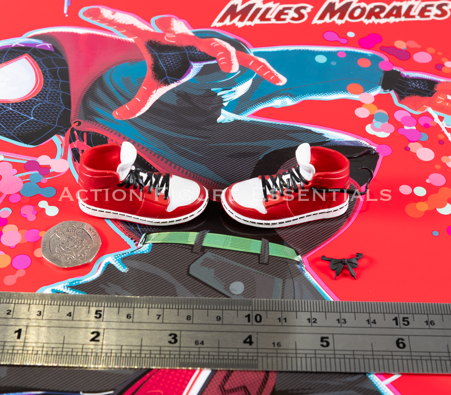 Hot Toys Miles Morales Hi Top Trainers Sneakers + Laces Into The Spider-Verse MMS567 1/6 Figure Part