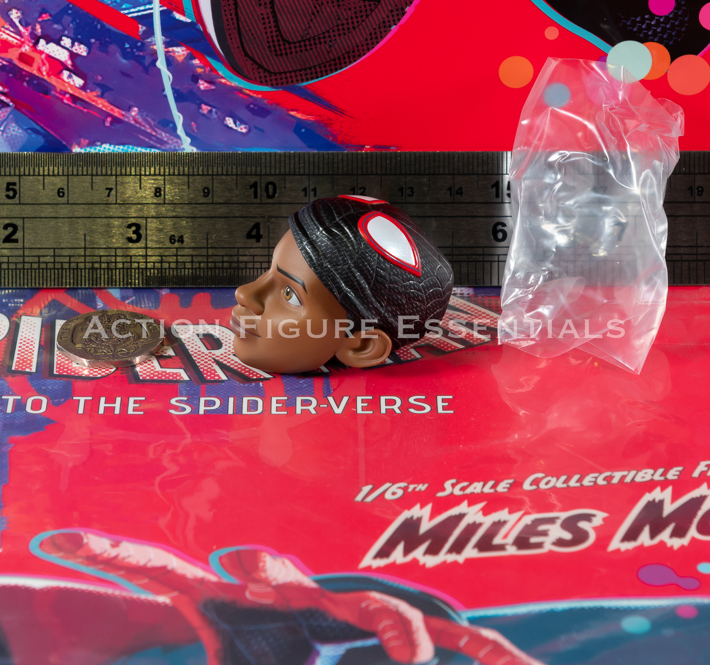 Hot Toys Miles Morales Spider-Man: Into the Spider-Verse MMS567 1/6 Head Sculpt Partially Masked Figure Part