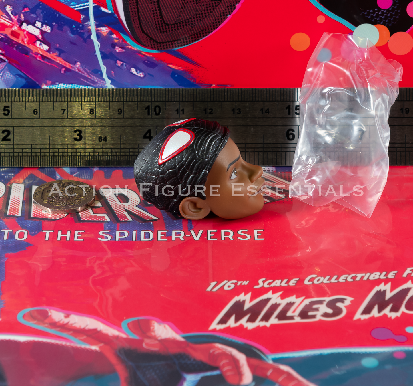 Hot Toys Miles Morales Spider-Man: Into the Spider-Verse MMS567 1/6 Head Sculpt Partially Masked Figure Part