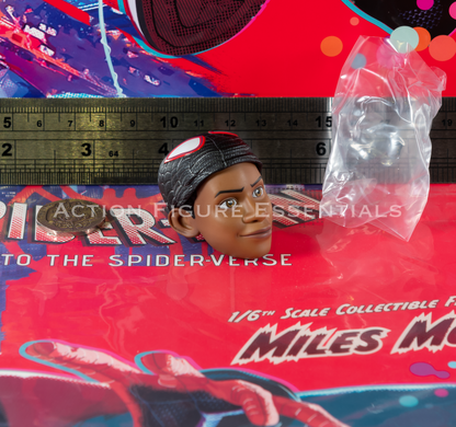 Hot Toys Miles Morales Spider-Man: Into the Spider-Verse MMS567 1/6 Head Sculpt Partially Masked Figure Part