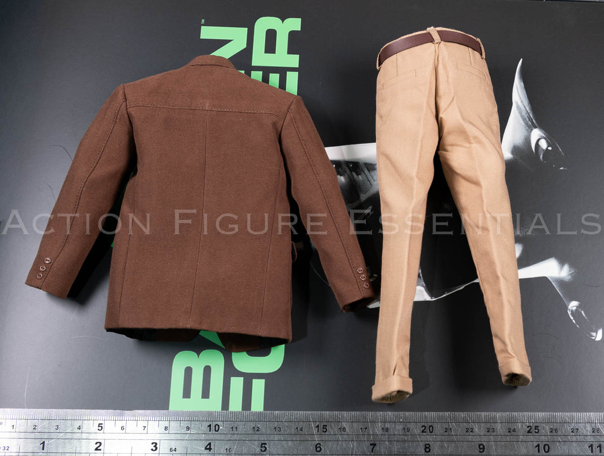 Mars Toys The Heir Bruce Wayne brown jacket and tan trousers, image 15
