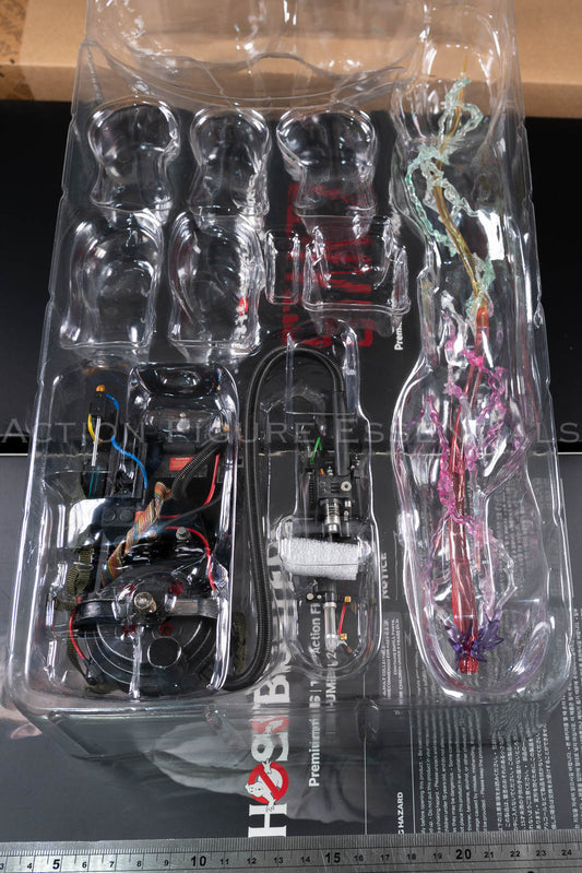 Blitzway Ghostbusters Dr Raymond Stantz 2.0 Proton Pack with LED Neutrona Wand original 1/6 scale accessory