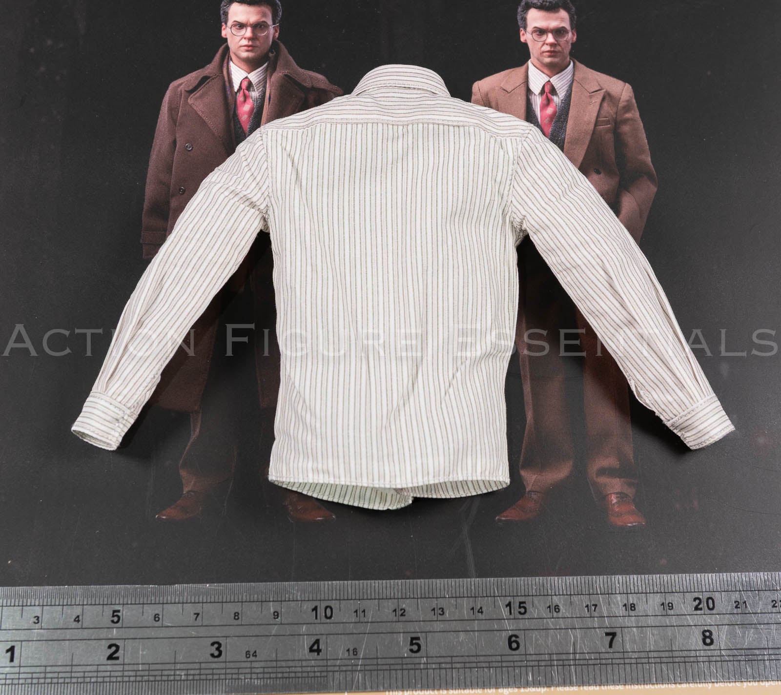 Mars Toys Mr W Batman 1989 Bruce Wayne striped shirt and patterned tie 1/6 scale