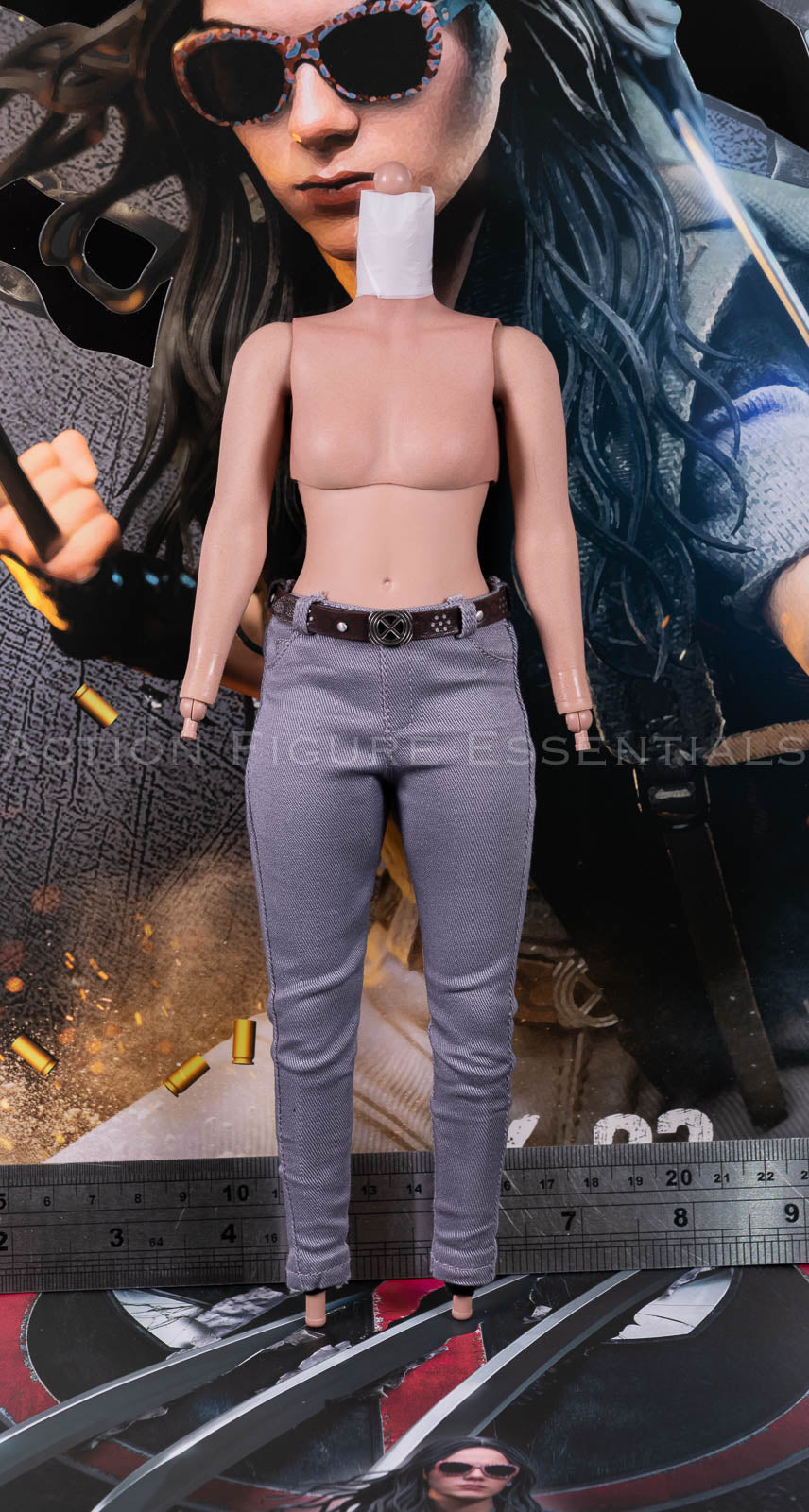 Hot Toys MMS781 X-23 Body, Grey Trousers & Belt Set 1/6 Scale