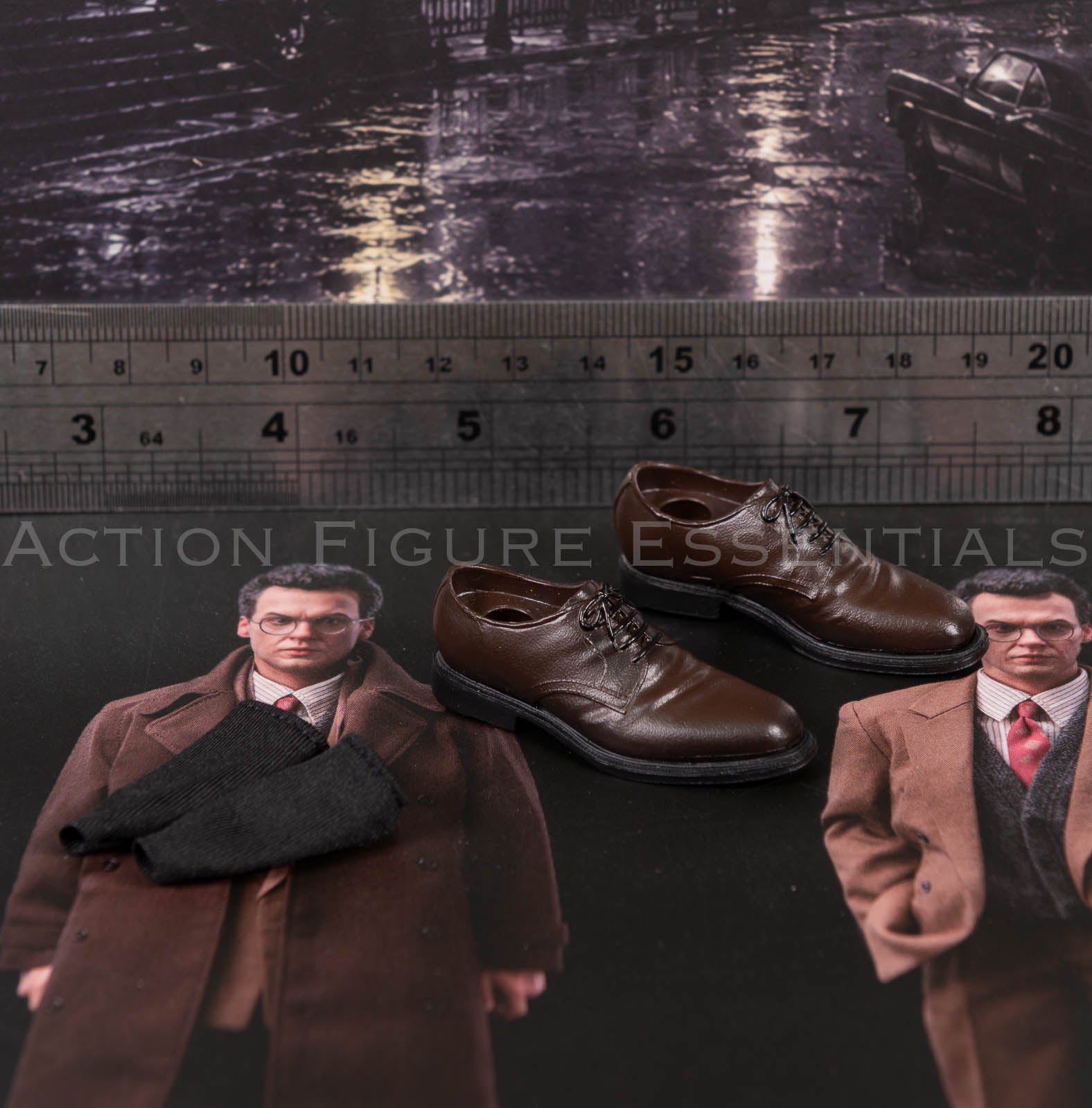 Mars Toys Mr W Batman 1989 Bruce Wayne brown dress shoes and socks 1/6 scale