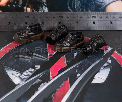 Hot Toys MMS781 X-23 Black Boots with Toe Claws 1/6 Scale