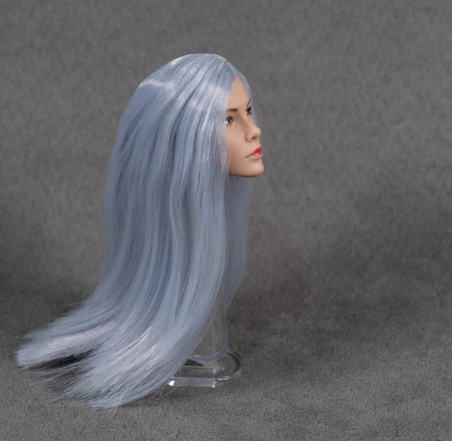 Female Head Sculpt with Long Ice Blue Hair 1/6 Scale