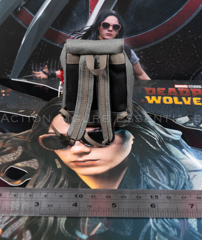 Hot Toys MMS781 X-23 Grey Backpack with Horse Accessory 1/6 Scale