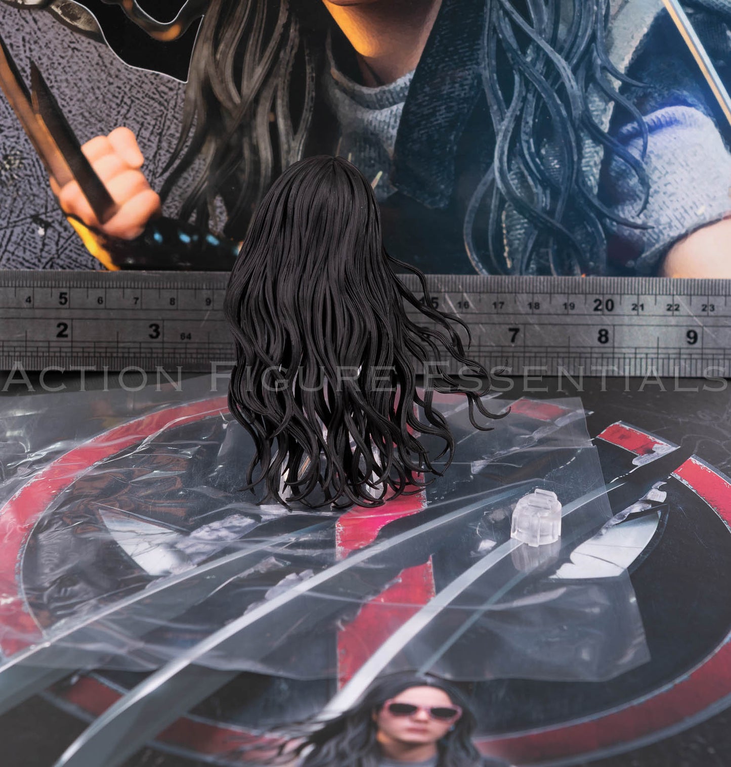 Hot Toys MMS781 X-23 Head Sculpt with Two Hairstyles 1/6 Scale