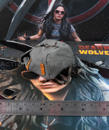 Hot Toys MMS781 X-23 Grey Backpack with Horse Accessory 1/6 Scale