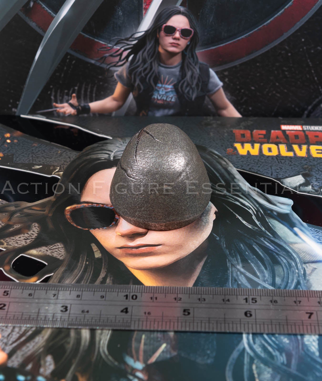 Hot Toys MMS781 X-23 Battle-Damaged Juggernaut Helmet 1/6 Scale