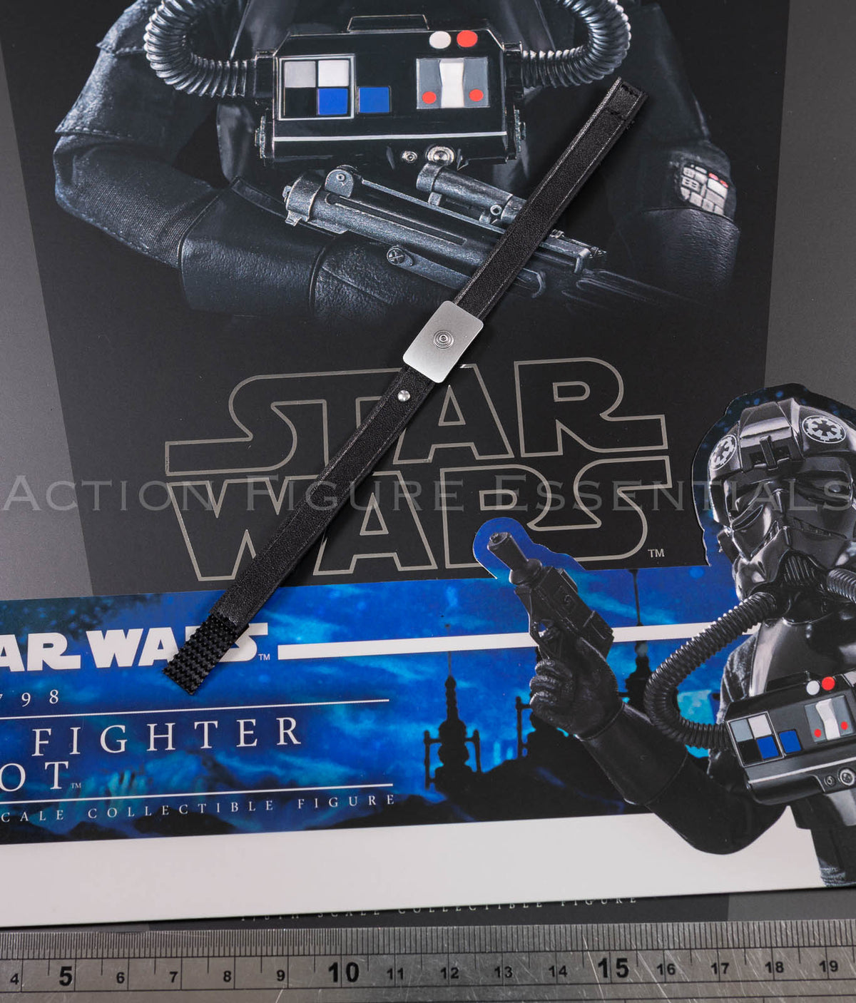 Hot Toys MMS798 TIE Fighter Pilot black costume belt with silver buckle 1/6 scale
