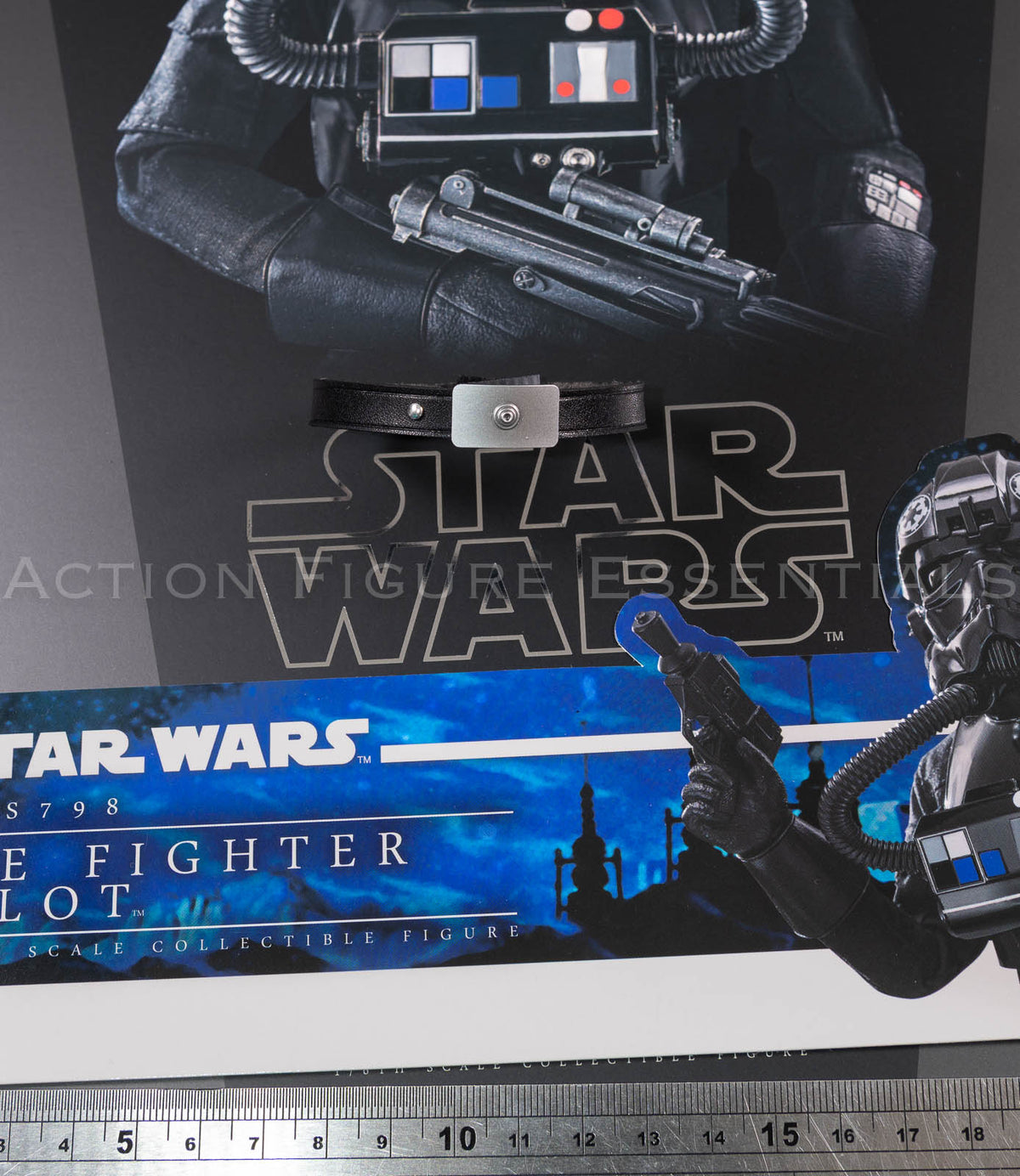 Hot Toys MMS798 TIE Fighter Pilot black costume belt with silver buckle 1/6 scale