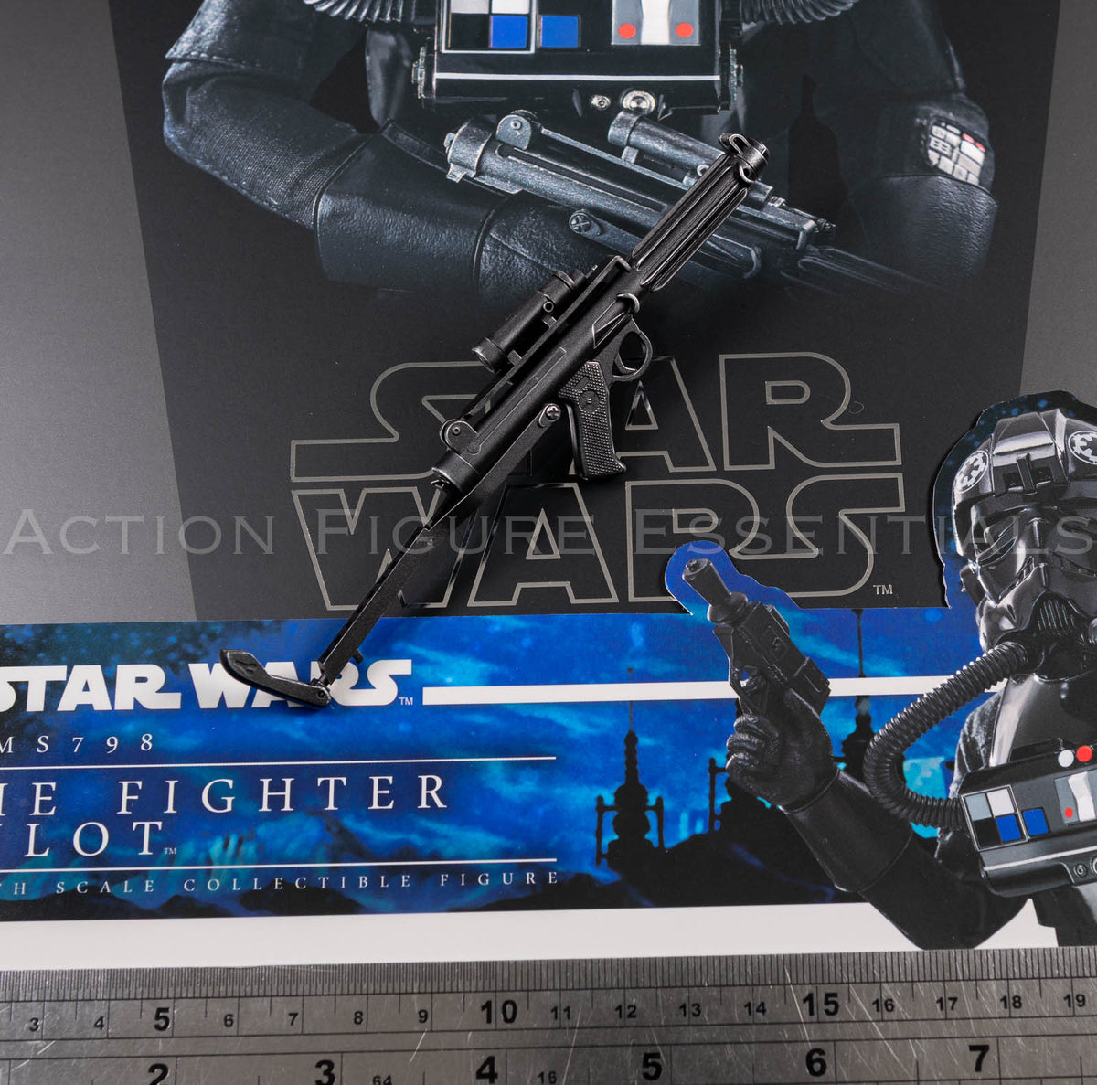 Hot Toys MMS798 TIE Fighter Pilot blaster rifle original Star Wars 1/6 scale part