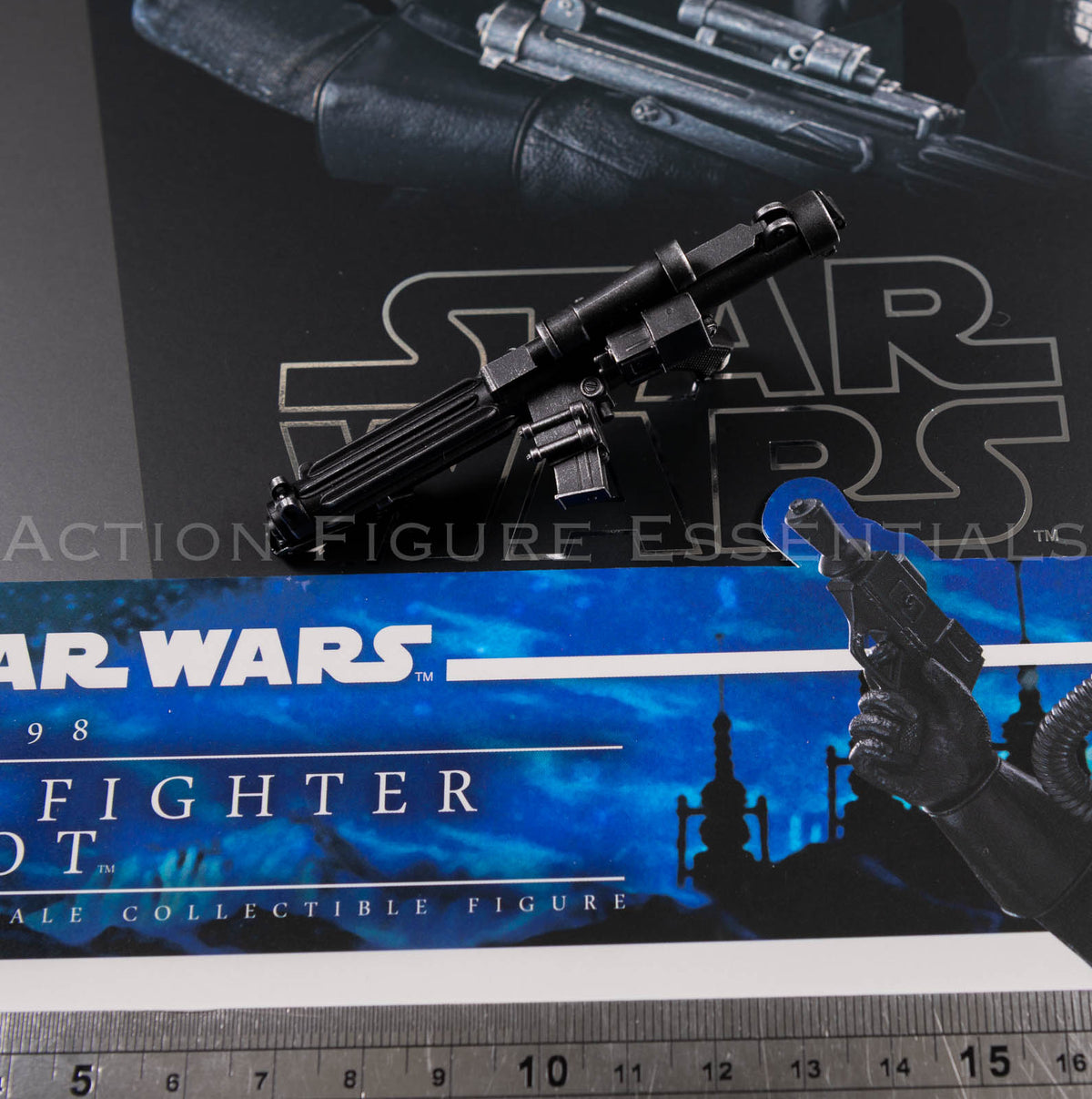 Hot Toys MMS798 TIE Fighter Pilot blaster rifle original Star Wars 1/6 scale part