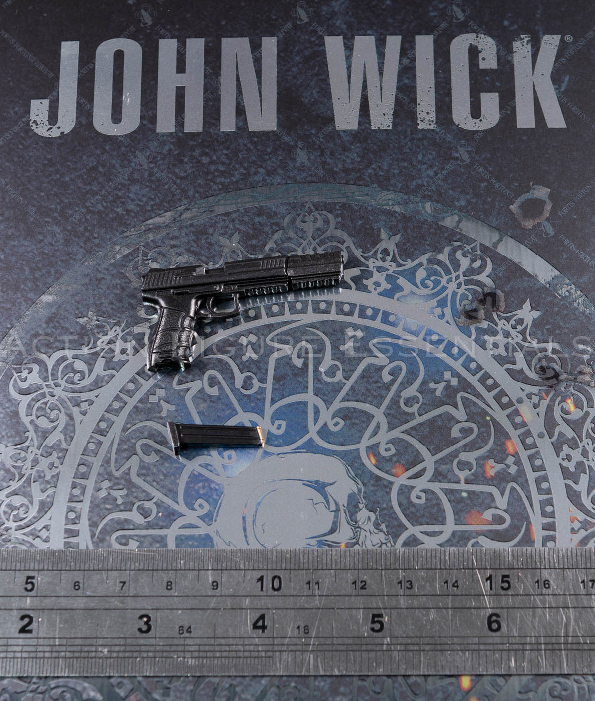 Hot Toys John Wick MMS832 Long-Slide Tactical Pistol with Removable Magazine – 1/6 Scale – image 11