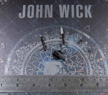 Hot Toys John Wick MMS832 Combat Knife, Sheath & Accessories – 1/6 Scale – photograph 16