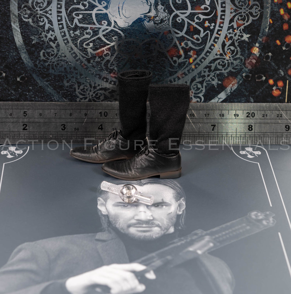 Hot Toys John Wick MMS832 Black Dress Shoes with Socks & Foot Pegs – 1/6 Scale – photograph 32