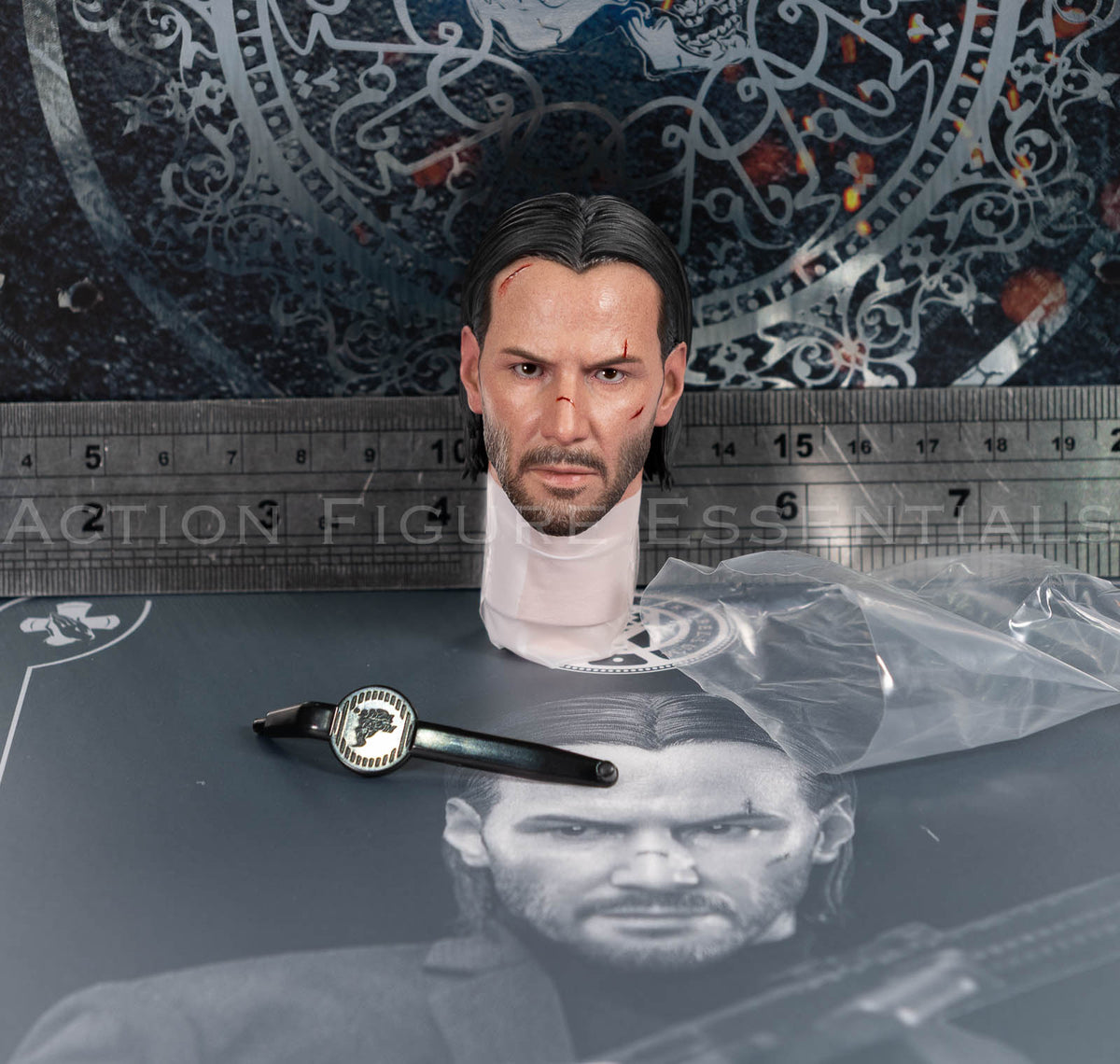 Hot Toys John Wick MMS832 Battle-Damaged Head Sculpt – 1/6 Scale – photograph 40