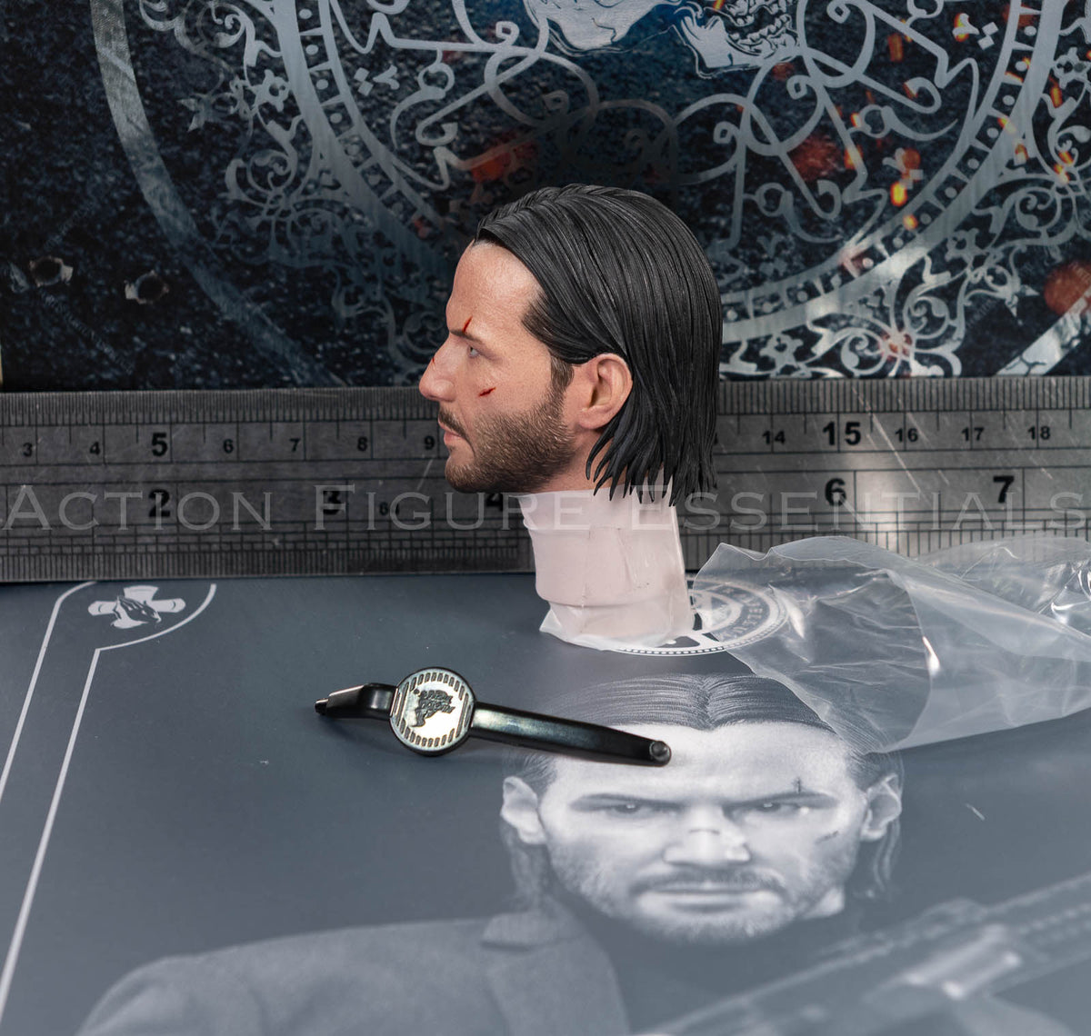 Hot Toys John Wick MMS832 Battle-Damaged Head Sculpt – 1/6 Scale – photograph 42