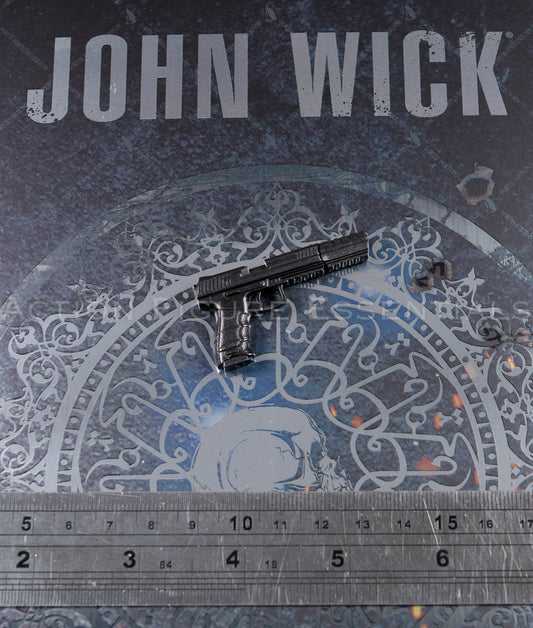 Hot Toys John Wick MMS832 Long-Slide Tactical Pistol with Removable Magazine – 1/6 Scale – image 9