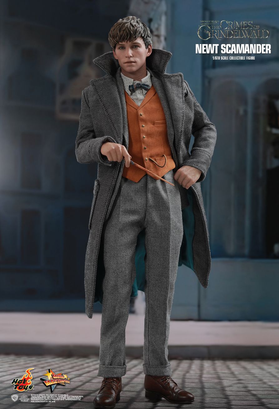 Hot Toys 1:6 - Newt Scamander (Fantastic Beasts) - MMS512 - World of Harry Potter