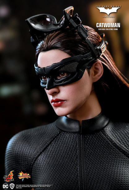 Hot Toys 1:6 -  Catwoman - The Dark Knight Rises - MMS627 - Batman