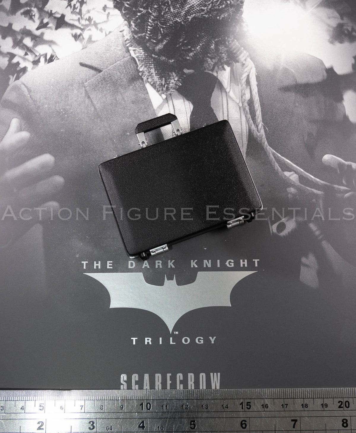 Hot Toys Scarecrow 2.0 MMS801 black openable briefcase with silver-coloured fittings – 1/6 scale