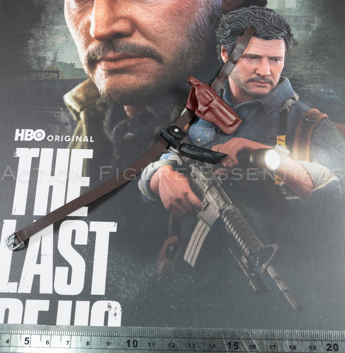Hot Toys Joel Miller 1/6 scale dark brown belt with silver-coloured buckle, brown pistol holster and black knife sheath