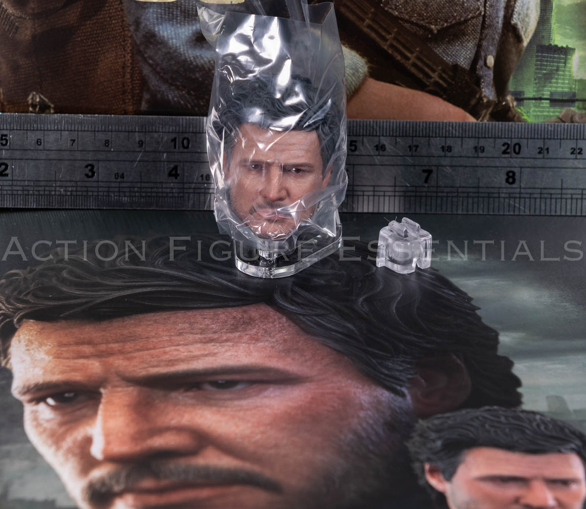 Hot Toys Joel Miller head sculpt with neck adapter & eye tool in 1/6 scale from The Last of Us
