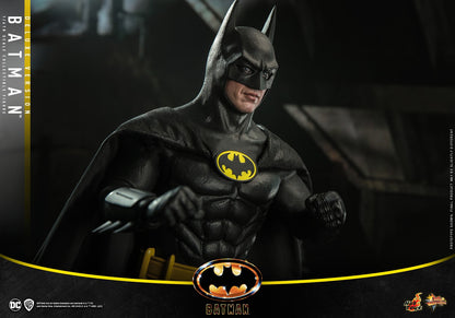 Hot Toys Batman 1989 Deluxe (Michael Keaton) MMS693 1/6 Scale Figure Set