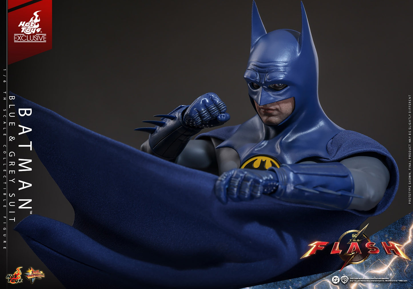 Hot Toys - Batman Blue & Grey Suit Exclusive - MMS834 - 1:6 Scale DC Limited Edition Action Figure