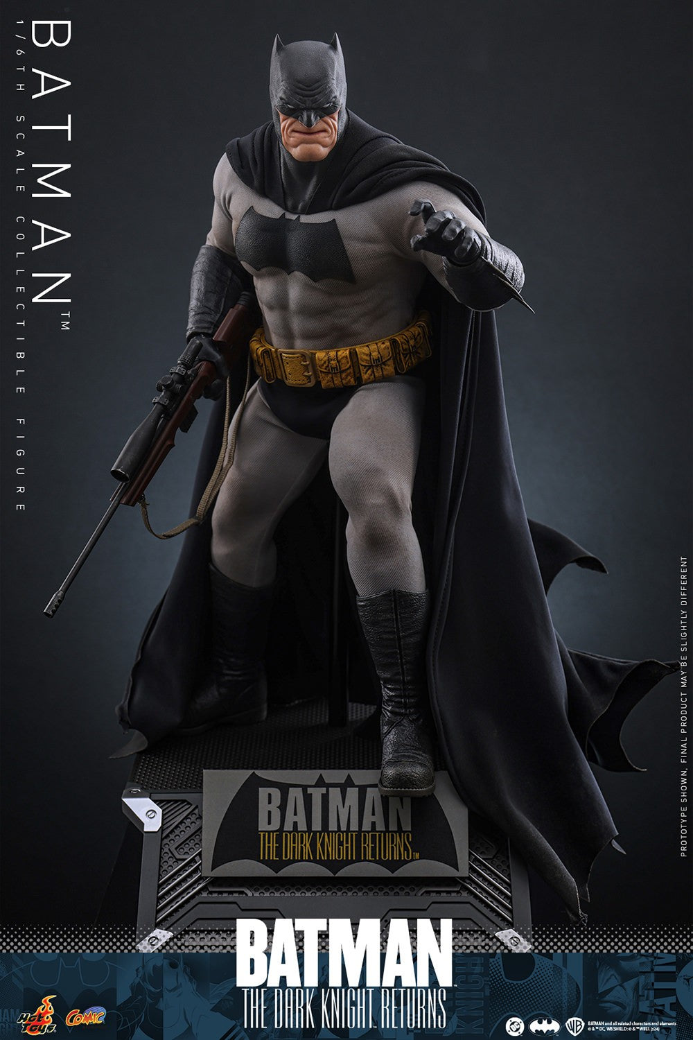 Hot Toys - 🦇 Batman - The Dark Knight Returns - CMS024 - 1:6 Scale DC  Action Figure