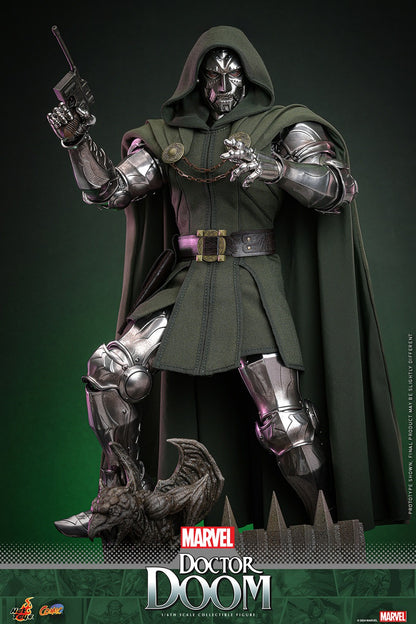Hot Toys - Doctor Doom - CMS022 - 1:6 Scale - Marvel