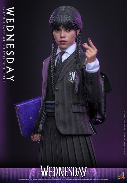 Hot Toys - Wednesday (Jenna Ortega) The Addams Family - TMS135 - 1:6 Scale - Netflix