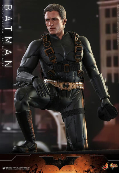 Hot Toys 1:6 - Batman - Batman Begins - MMS595 - Exclusive