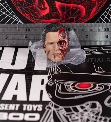 Present Toys T-800 heavily battle damaged head, original collectible sixth scale component, angle 39