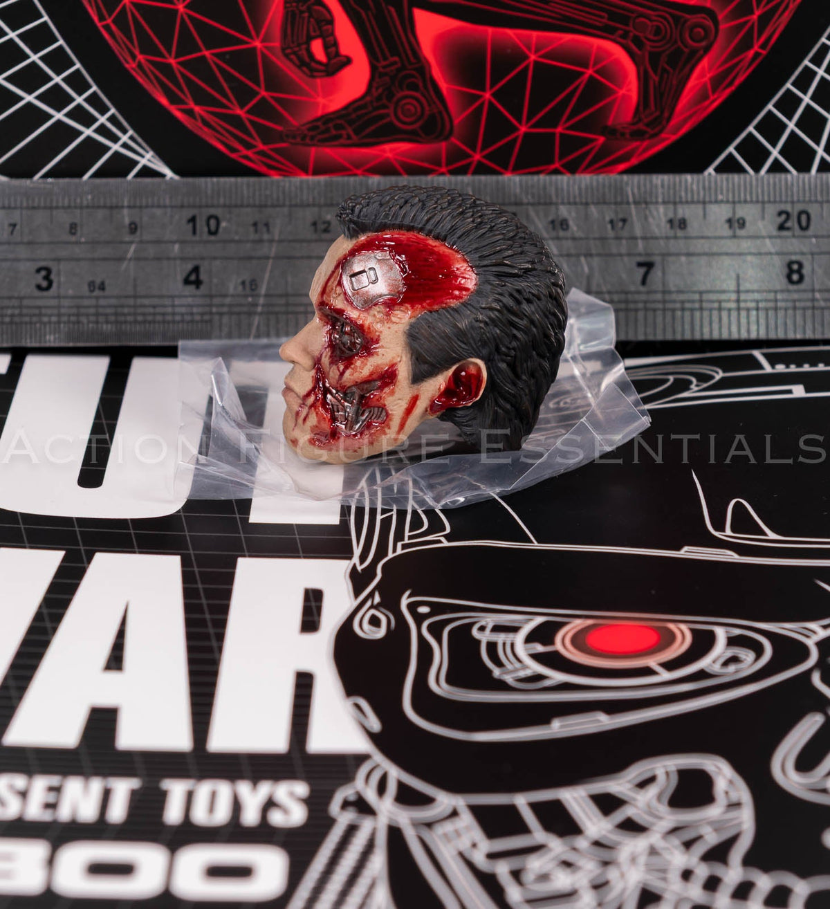 Present Toys T-800 heavily battle damaged head, original collectible sixth scale component, angle 41