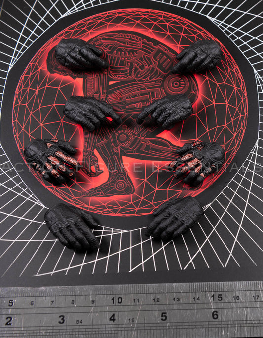 Present Toys Future Warrior T-800 gloved hands, front or angled view of original sixth scale part
