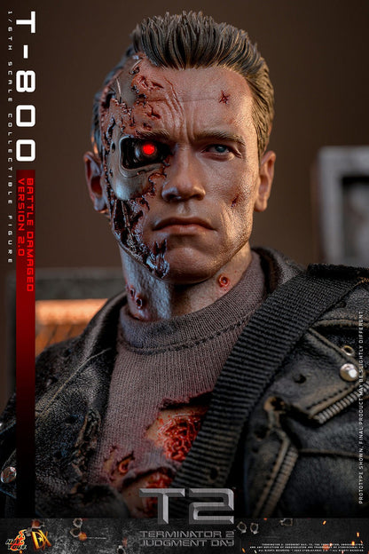 Hot Toys - T-800 Battle Damaged Version 2.0 - DX46 - 1:6 Scale - Terminator 2 - Action Figure