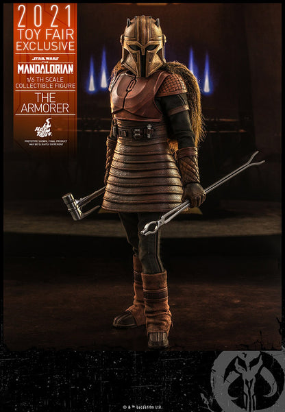 Hot Toys Star Wars - The Armorer - Mandalorian - 1:6 Scale Toy Fair Exclusive Set - TMS044 2