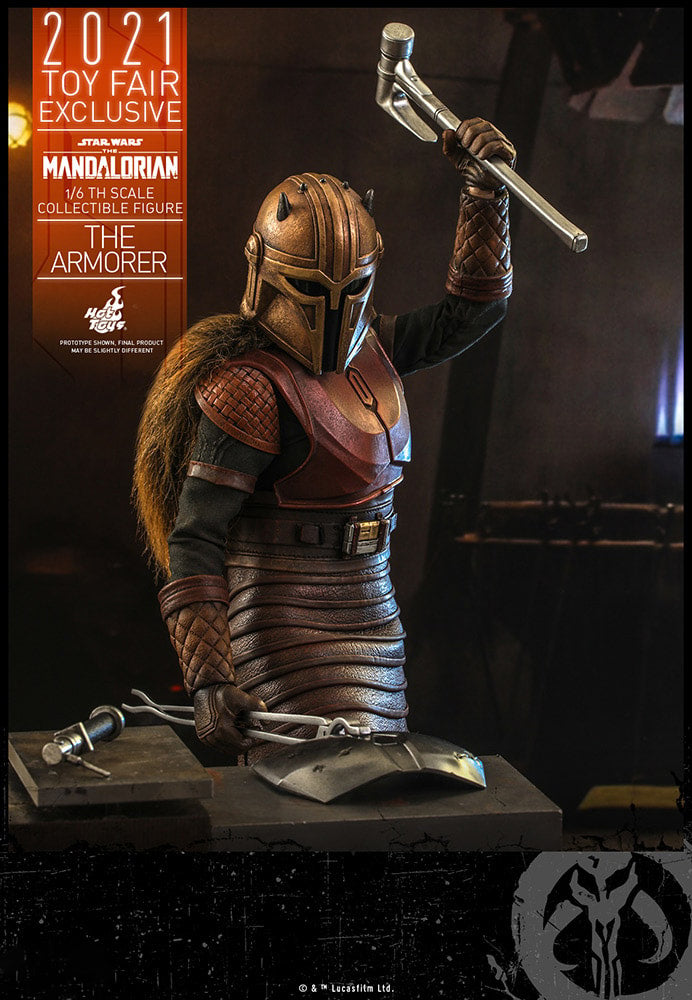 Hot Toys Star Wars - The Armorer - Mandalorian - 1:6 Scale Toy Fair Exclusive Set - TMS044 2